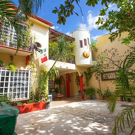 Готель La Casa Del Almendro Плайя-дель-Кармен Екстер'єр фото